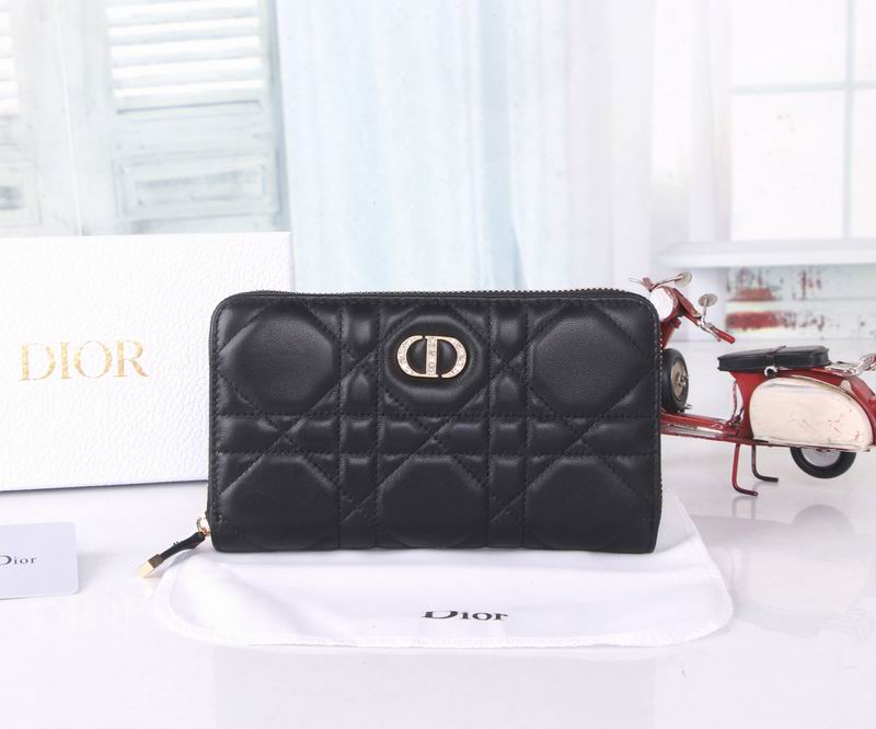 Dior Wallet ID:20260806-124